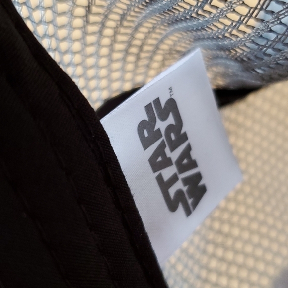 NWT Disney Star Wars Mandalorian mesh black/ grey ball cap WITH baby Yoda - Picture 4 of 5